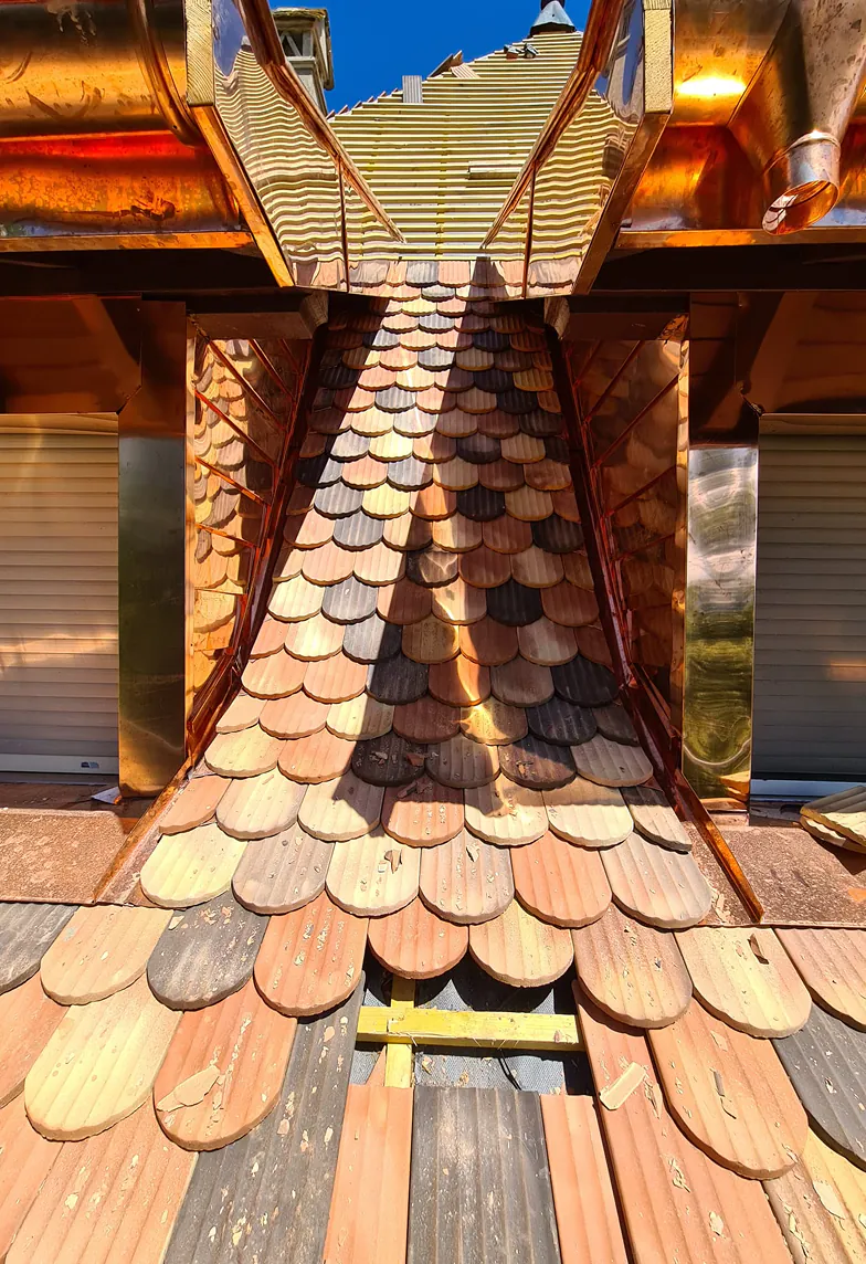 Couverture tuiles terre cuite, chantier Haute-Savoie — C2K Charpente